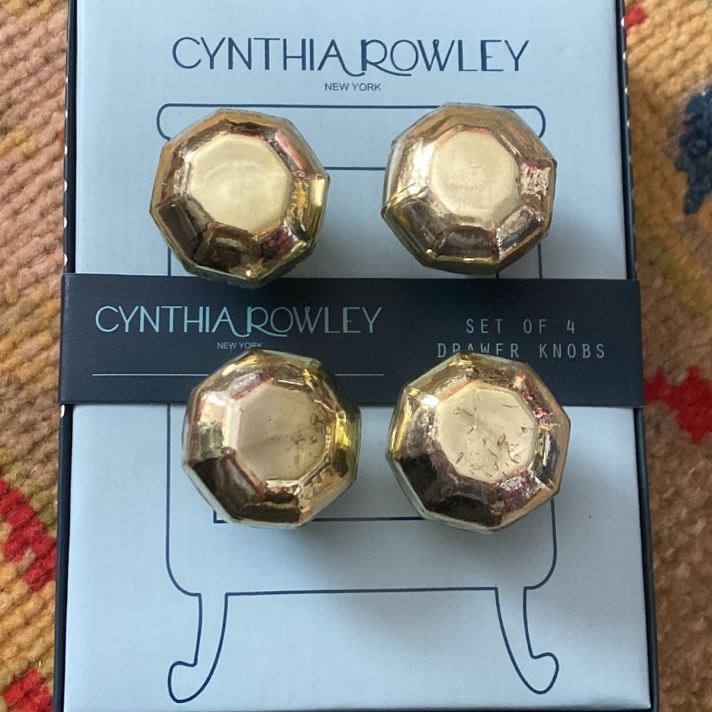 Cynthia Rowley set of 4 drawer knobs